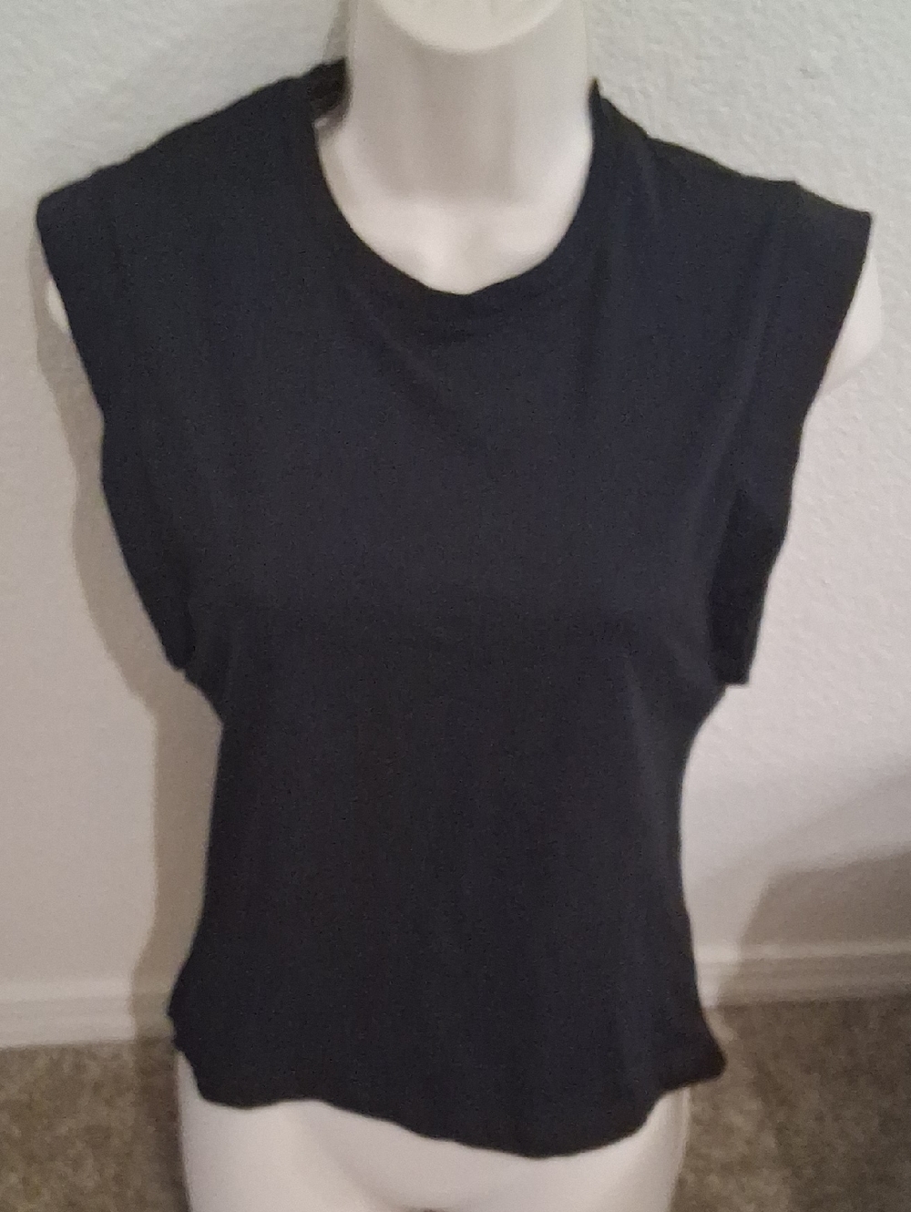 NWT AmBar Black T Shirt Small